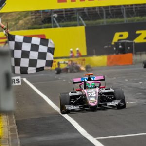 Формула 3 на финалната линия