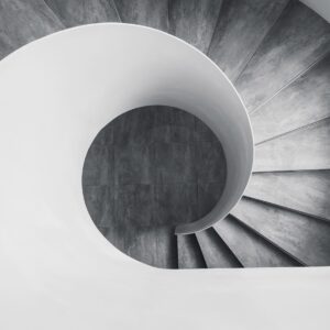 Спирално стълбище