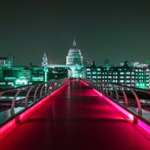 Милениум бридж и катедрала Сейнт Пол нощем