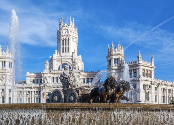 Plaza de Cibeles Madrid Spain архитектурна фотография