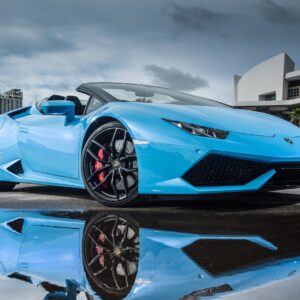 Светлосин Lamborghini Huracán Spyder кабриолет