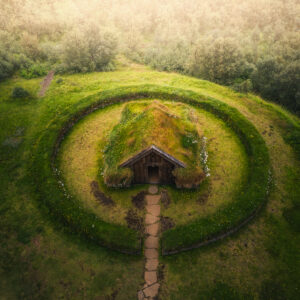 Къща на тролове / House of Trolls